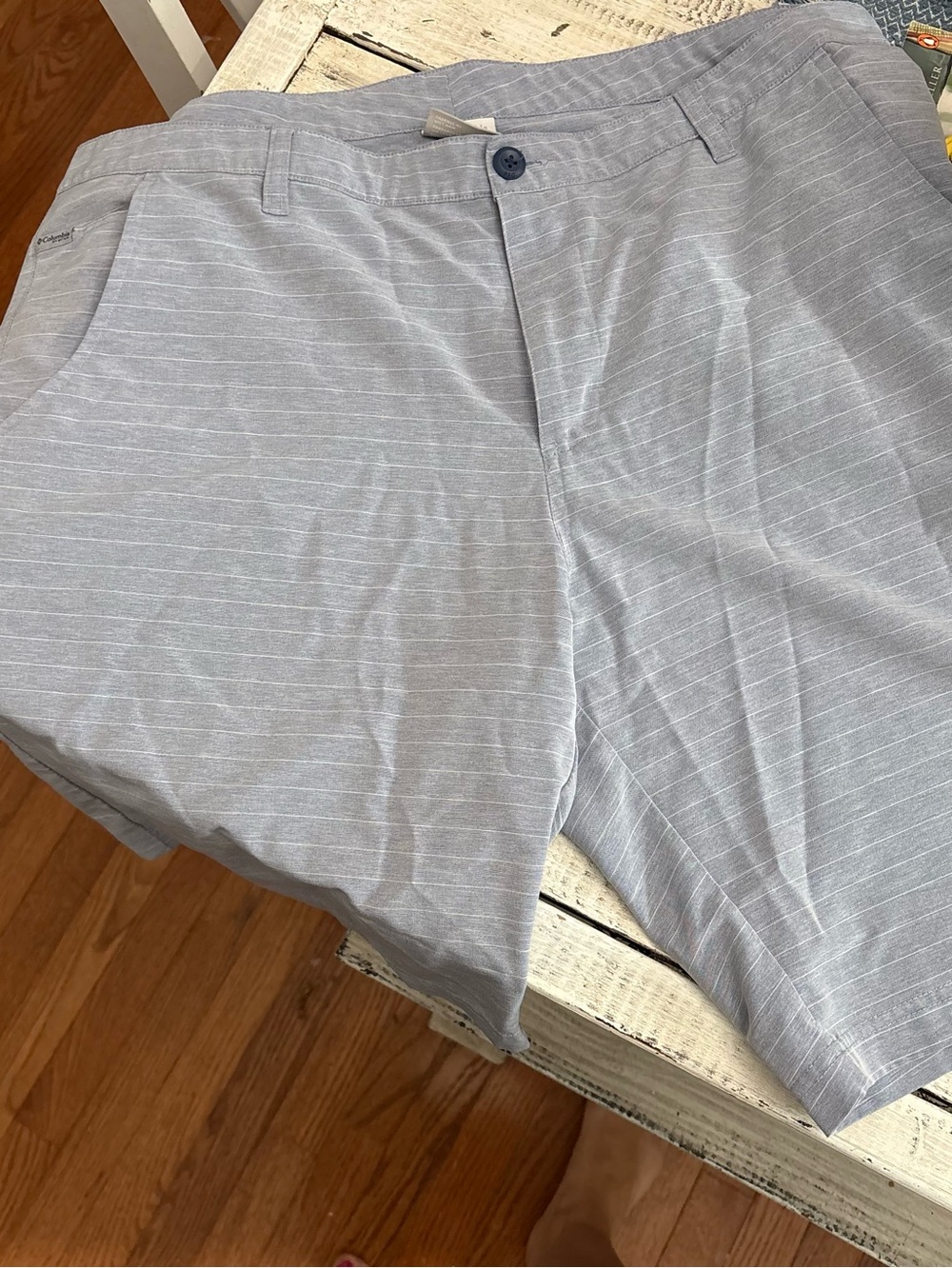 COLUMBIA PFG mens  Horizontal Striped Shorts Walking, Hiking, Outdoor - Size 38